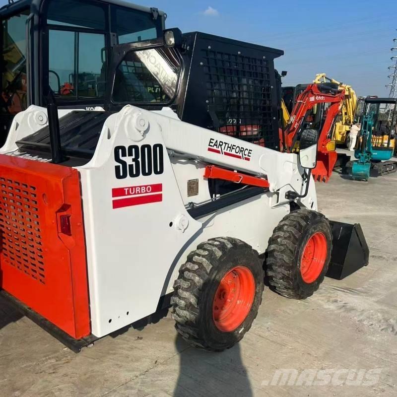 Bobcat S 300 Schrankladers