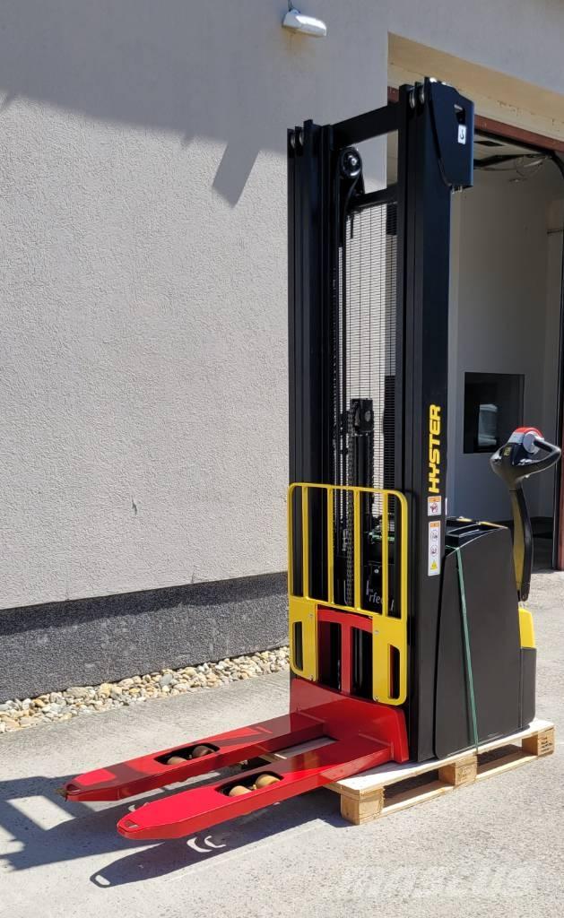 Hyster S 1.6 Stapelaar meeloop
