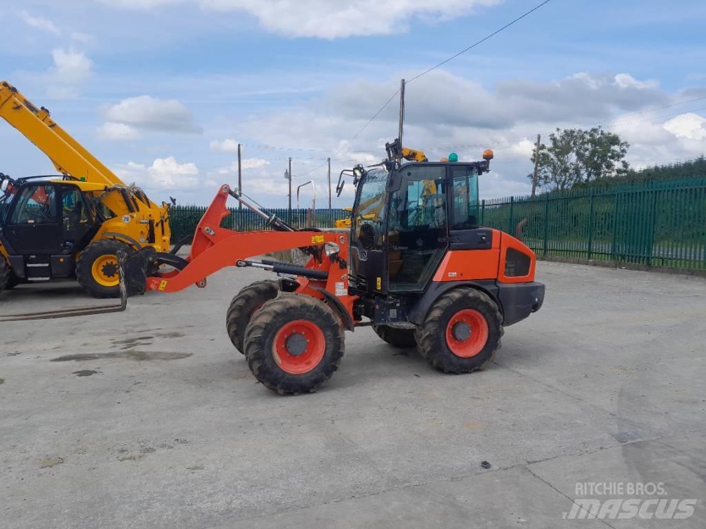 Kubota R 085 Wielladers
