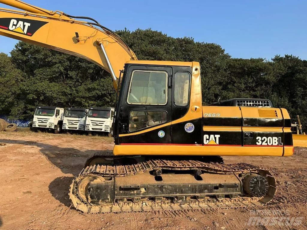 CAT 320 B L Rupsgraafmachines
