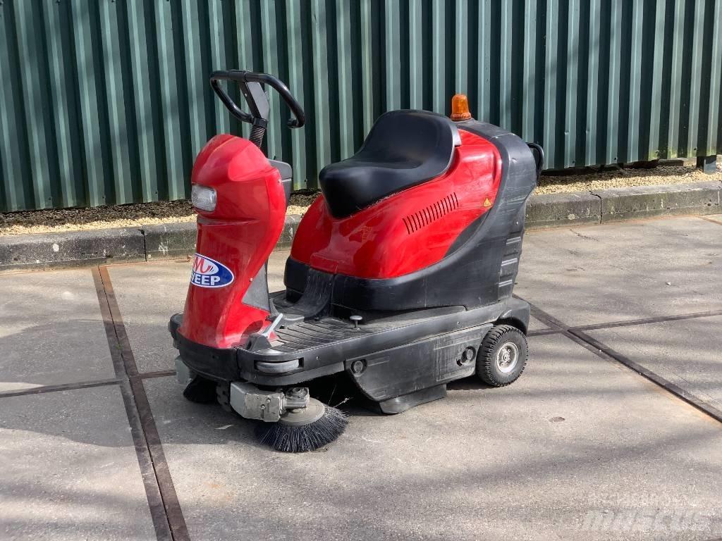  Sweep 1050E Veegmachines