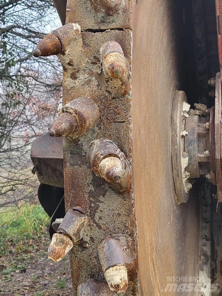 Ditch Witch RT125 Sleuvengravers