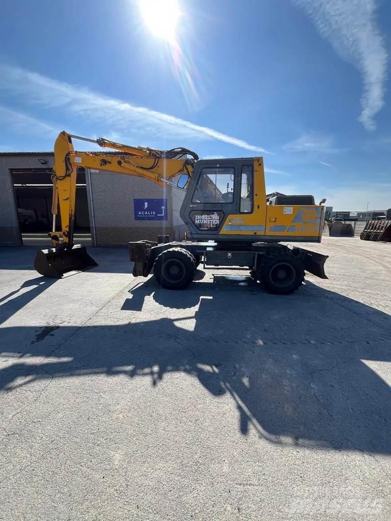 JCB JS130W Wielgraafmachines
