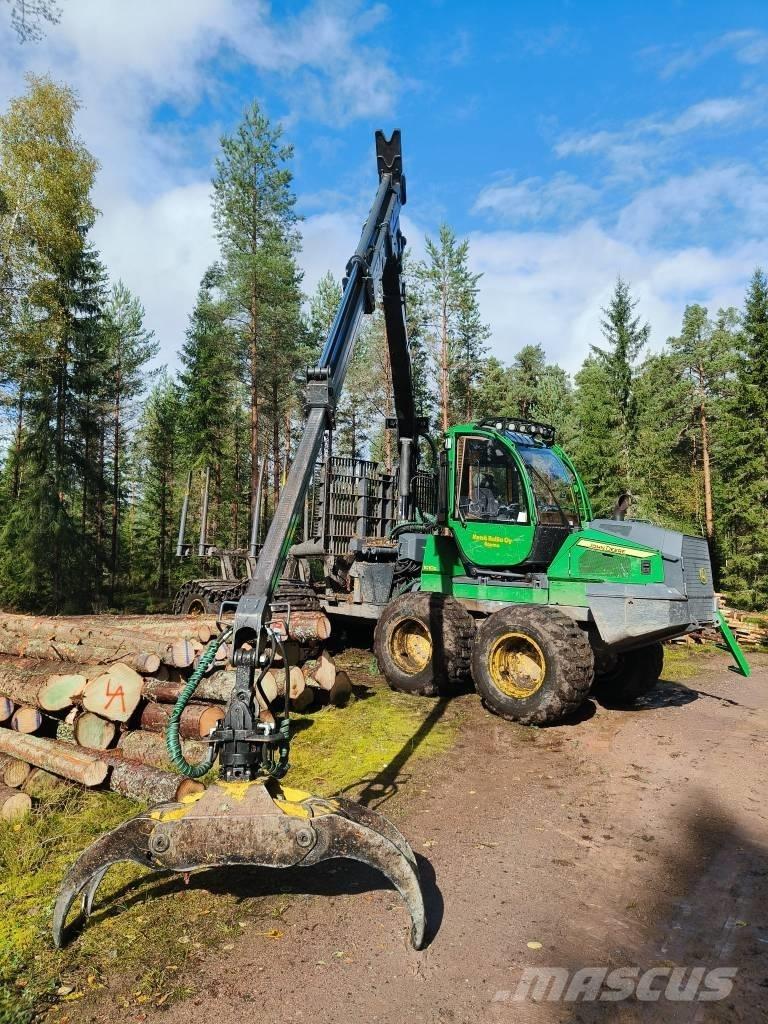 John Deere 1010G Forwarders