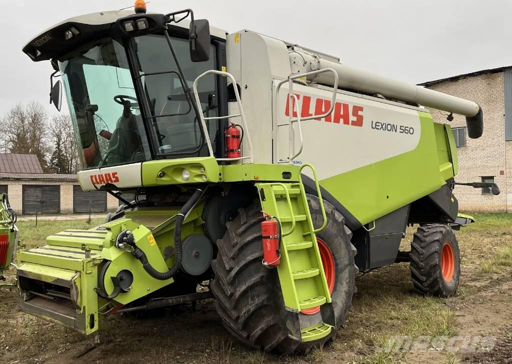 CLAAS Lexion 460 Maaidorsmachines