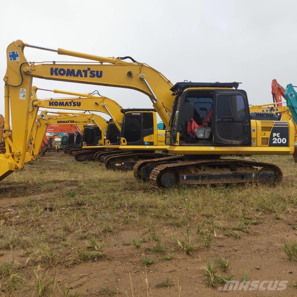Komatsu PC200-8 Rupsgraafmachines