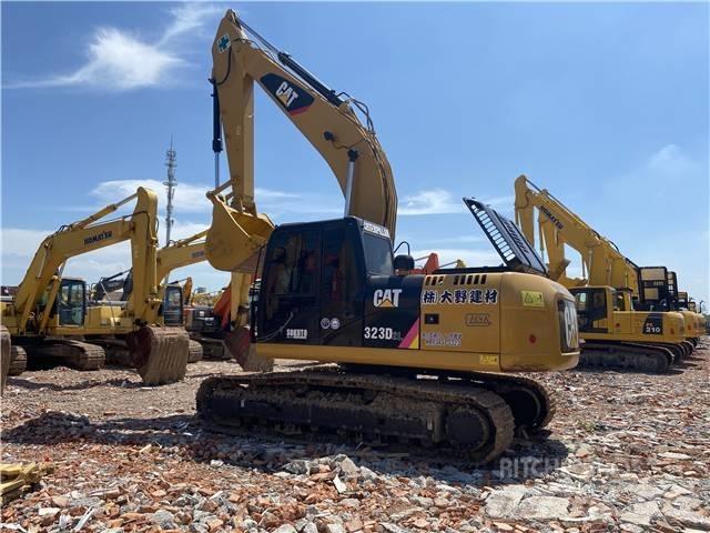 CAT 323D2L Rupsgraafmachines