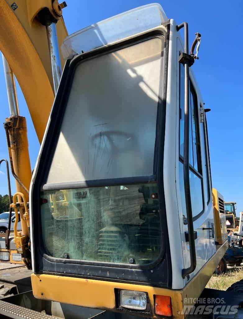 Liebherr A 904 Wielgraafmachines