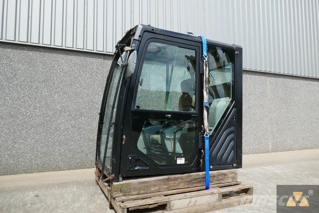 CAT 352F Cab Cabine en interieur