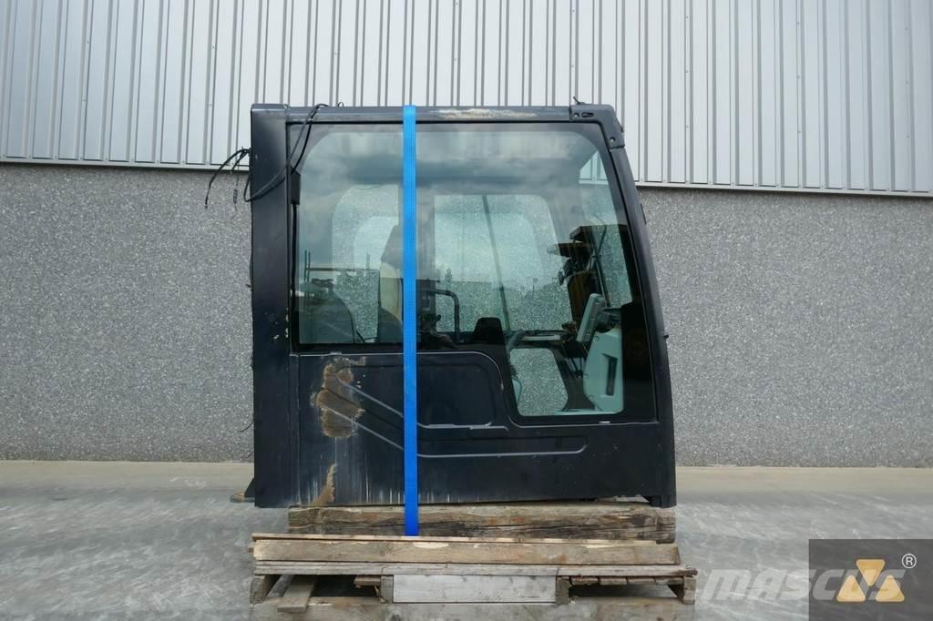 CAT 352F Cab Cabine en interieur