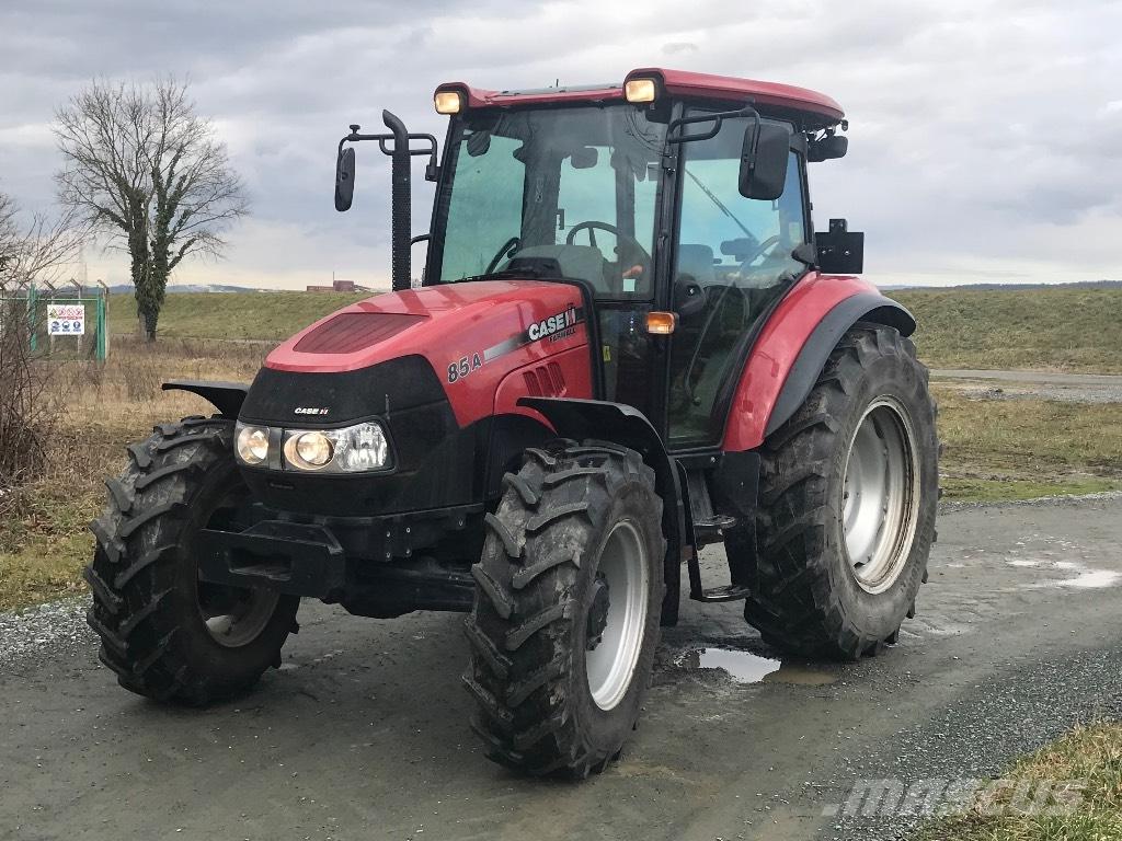 Case IH Farmall 85A Tractoren
