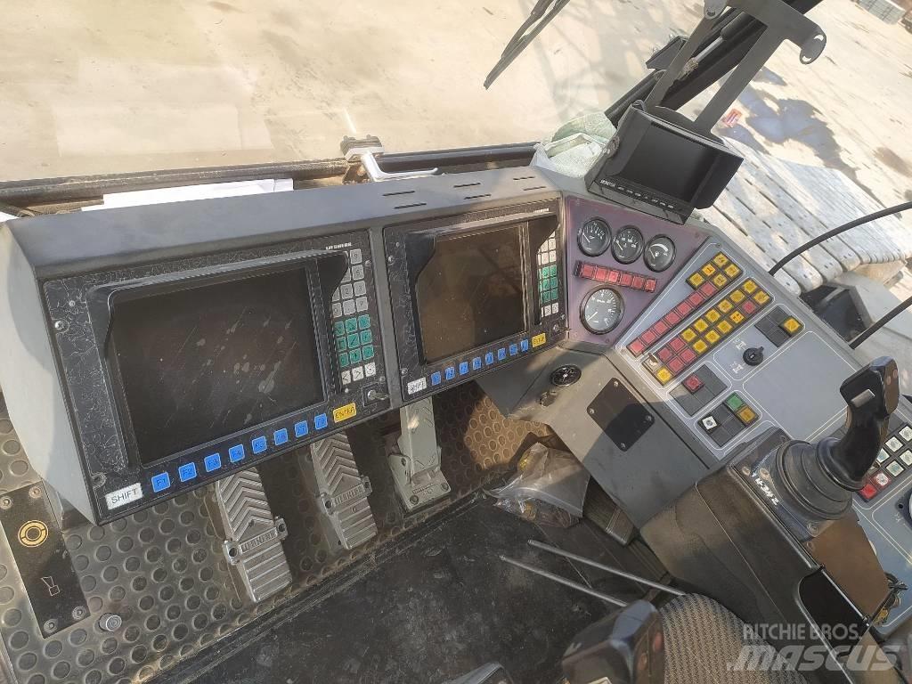 Liebherr LR 1400-2 Rupshijskranen