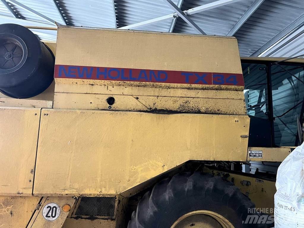 New Holland TX32 Maaidorsmachines