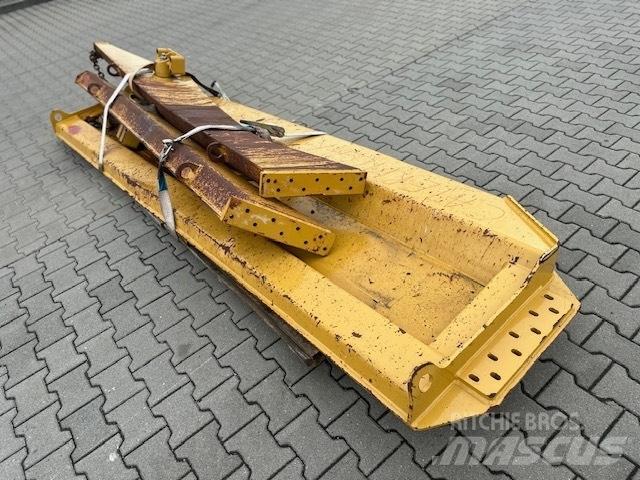 CAT 745 TAIL GATE Knik dumptrucks