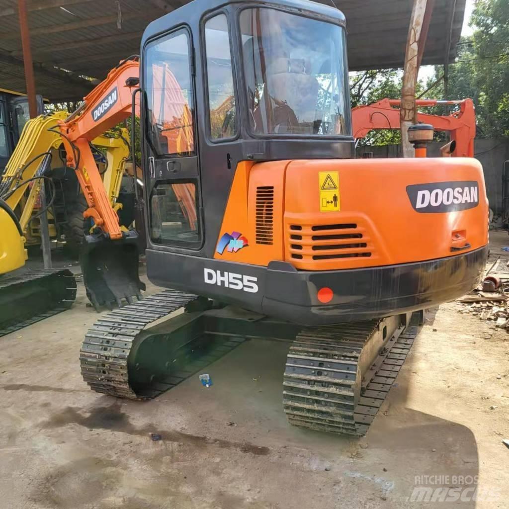 Doosan DH 55 Minigraafmachines < 7t