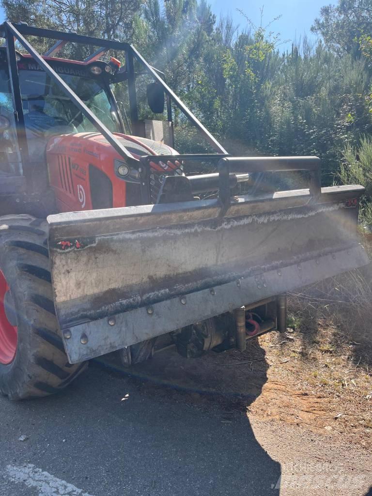 Kubota M 7153 Bosbouw tractoren