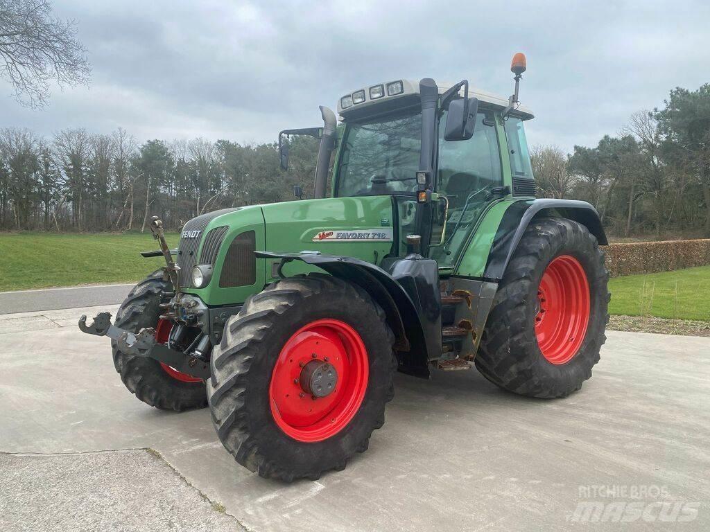Fendt 716 Tractoren