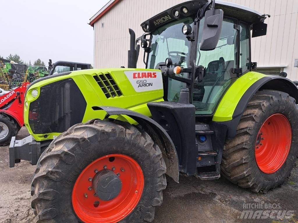 CLAAS 650 cis + Tractoren