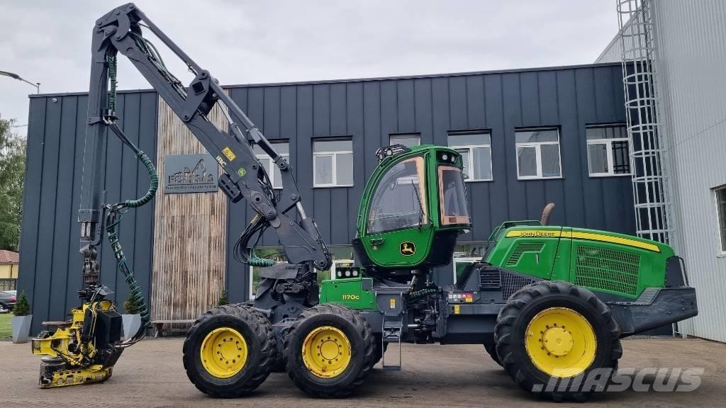 John Deere 1170 G Harvesters