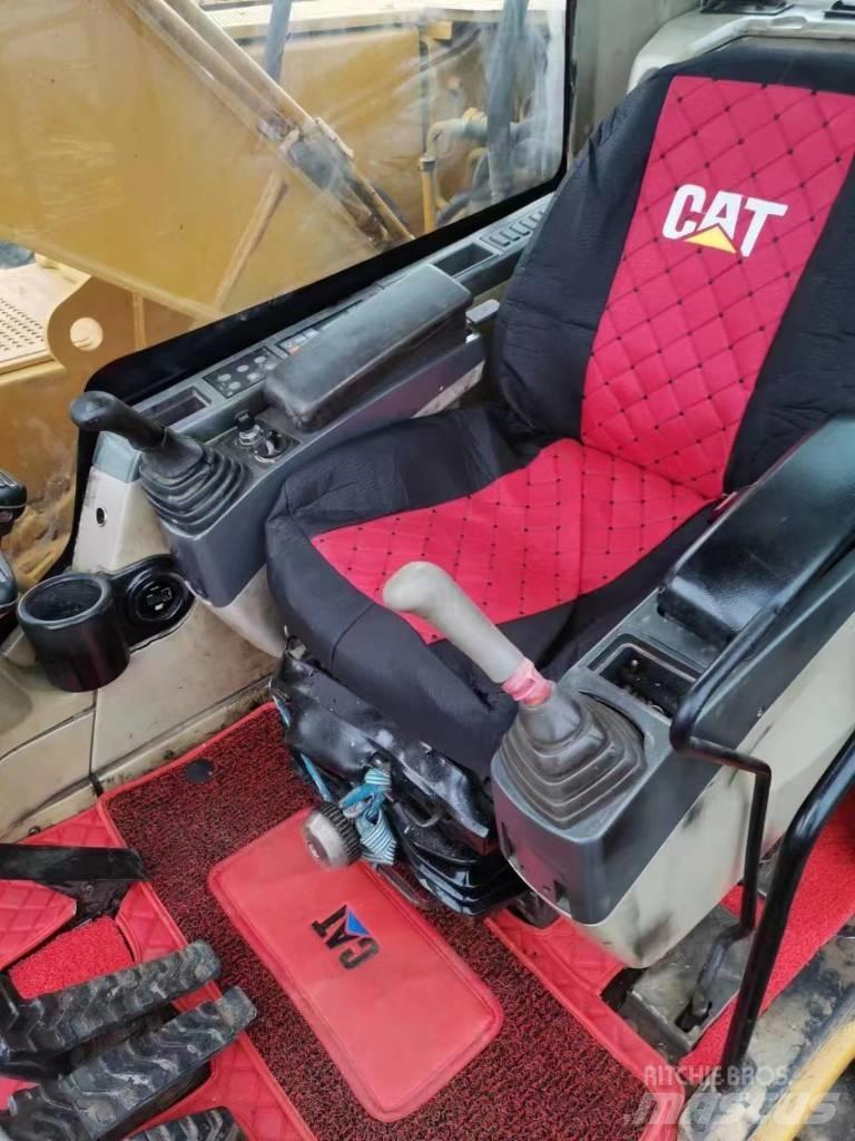 CAT 320 C Rupsgraafmachines