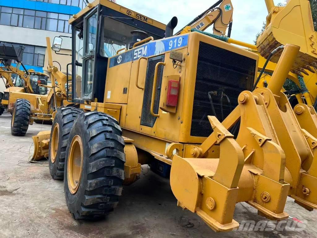 SEM 919 Graders