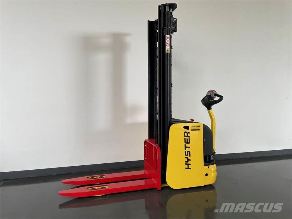 Hyster S1.6AC Stapelaar meeloop