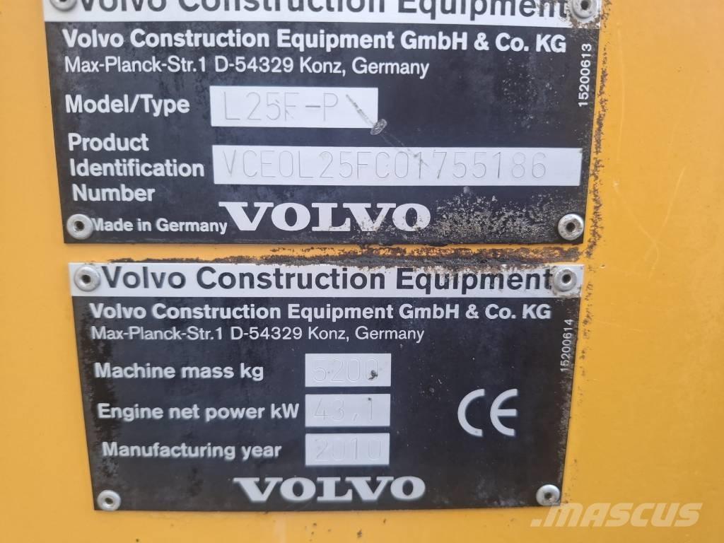 Volvo L 25 F-P Wielladers