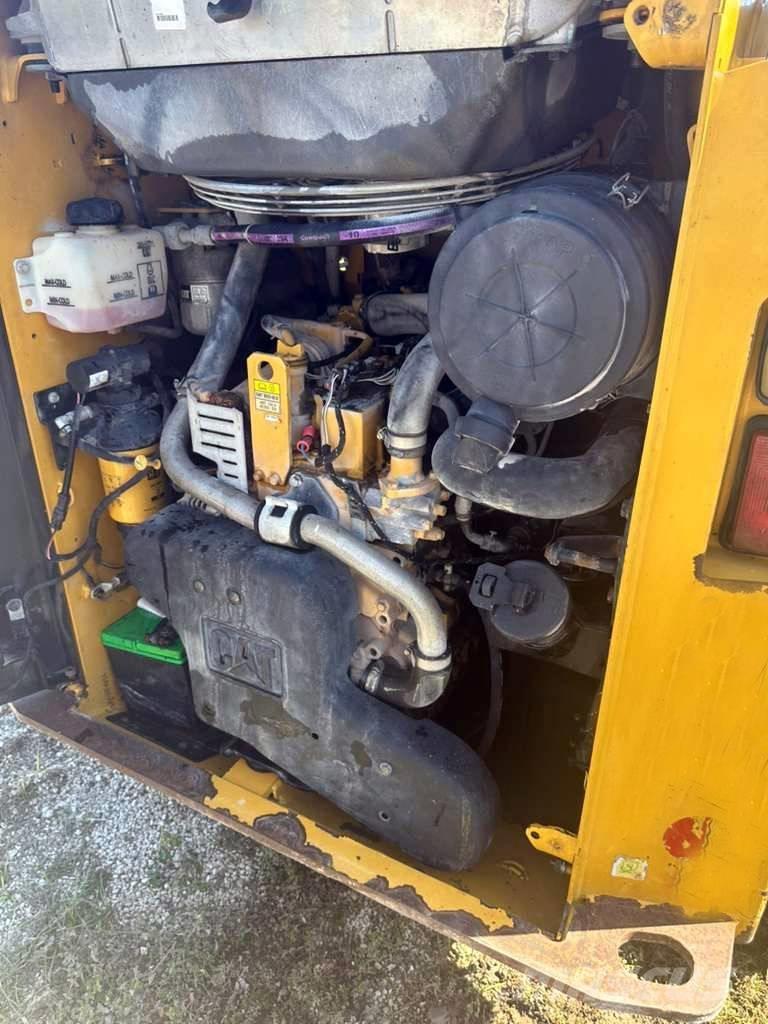 CAT 259 D Schrankladers