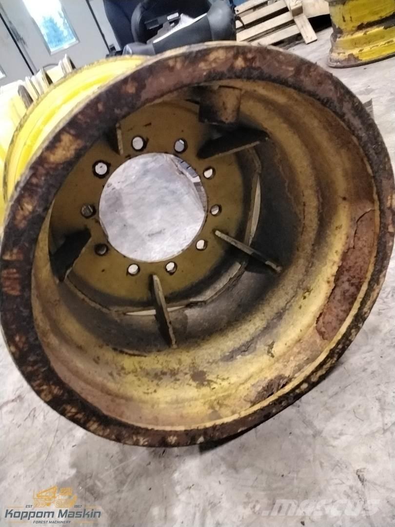 Ösa 250 20x26,5 Banden, wielen en velgen