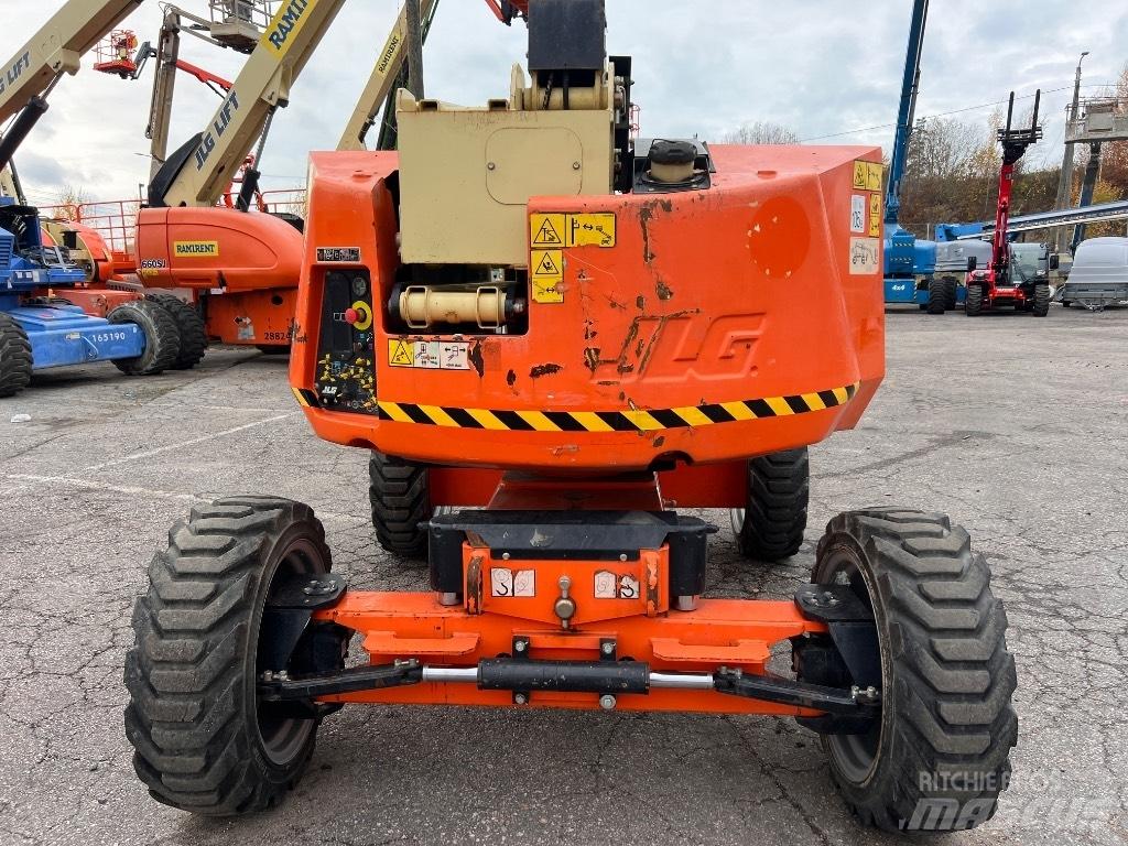 JLG 340 AJ Knikarmhoogwerkers