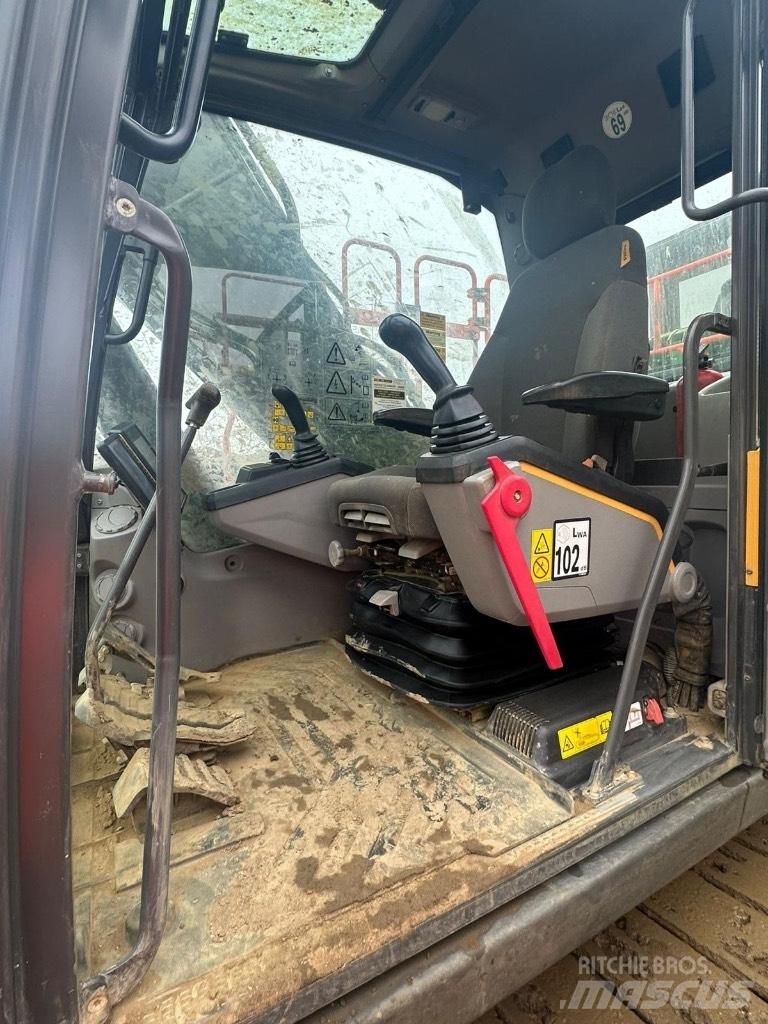 Volvo EC200EL Rupsgraafmachines