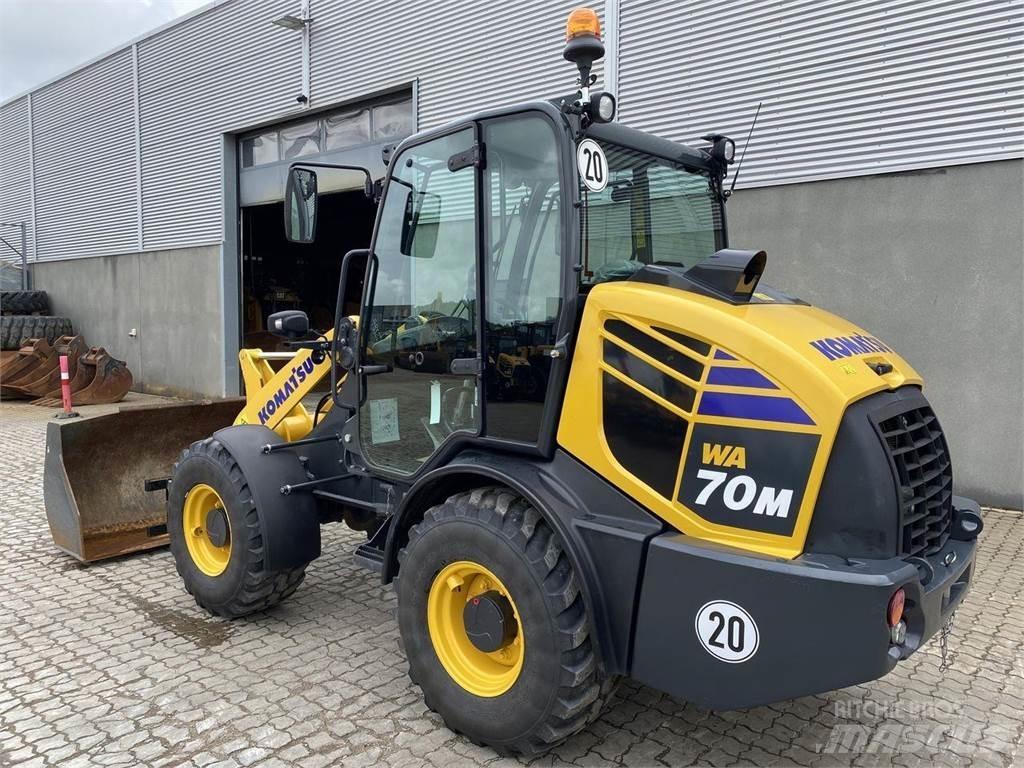 Komatsu WA70M-8EO Knik- en schrankladers
