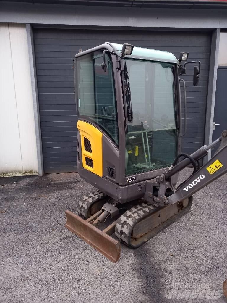 Volvo EC 15 Minigraafmachines < 7t