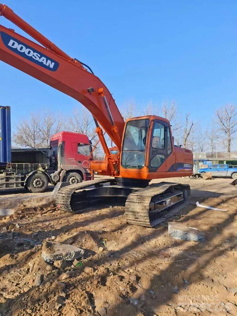 Doosan DH225LC-7 Rupsgraafmachines