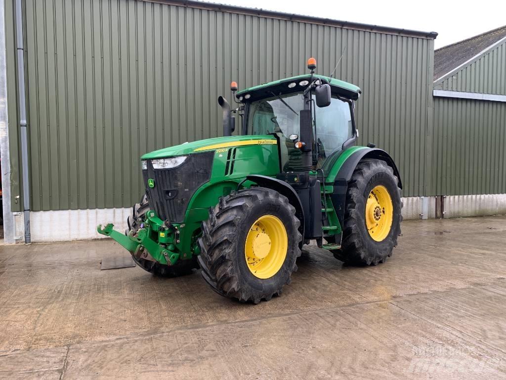 John Deere 7230 R Tractoren