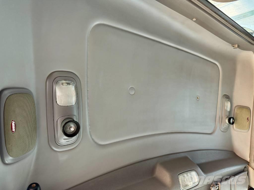 Peterbilt 379 X Trekkers