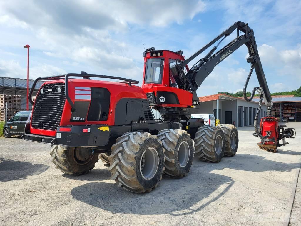 Komatsu 931 XC Harvesters