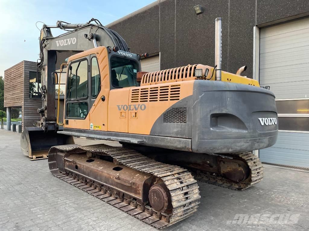 Volvo EC240B Rupsgraafmachines