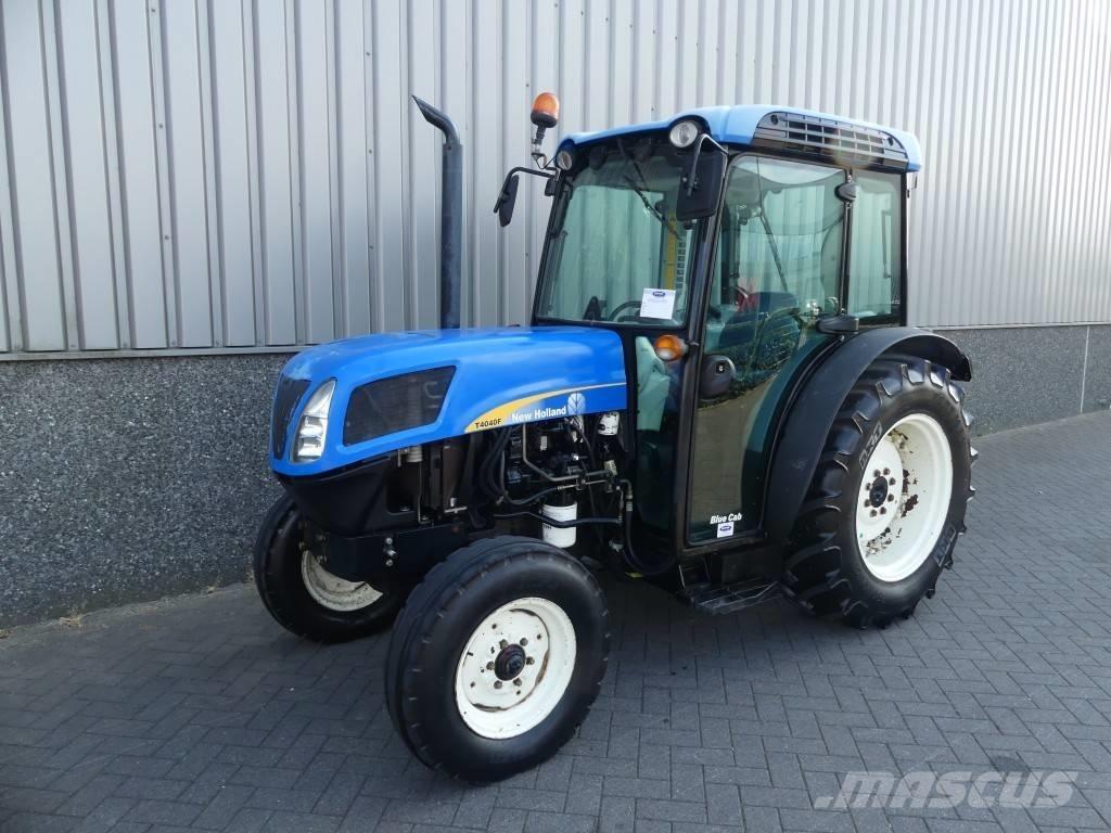 New Holland T4040F Tractoren