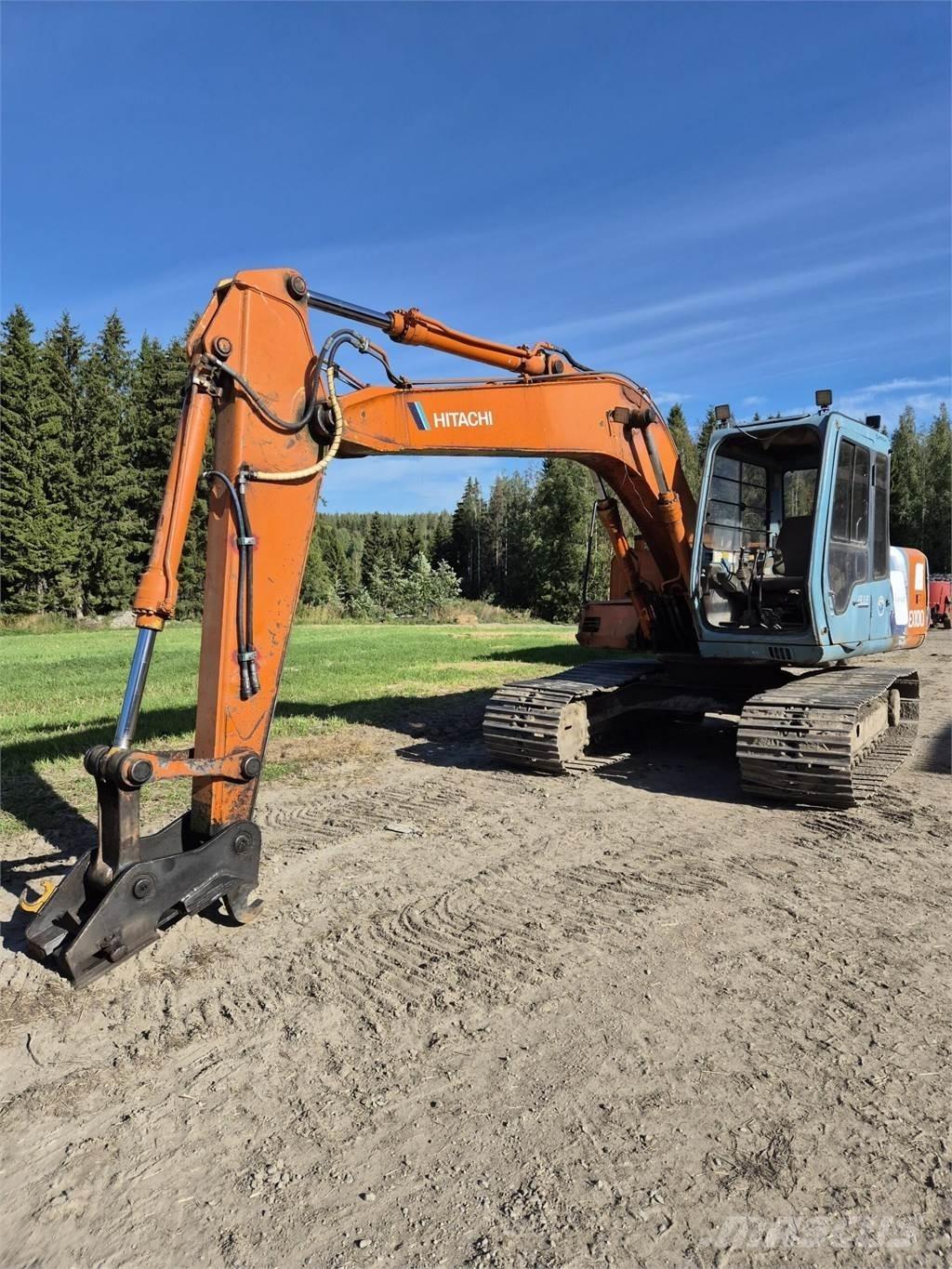 Hitachi EX 100 Rupsgraafmachines