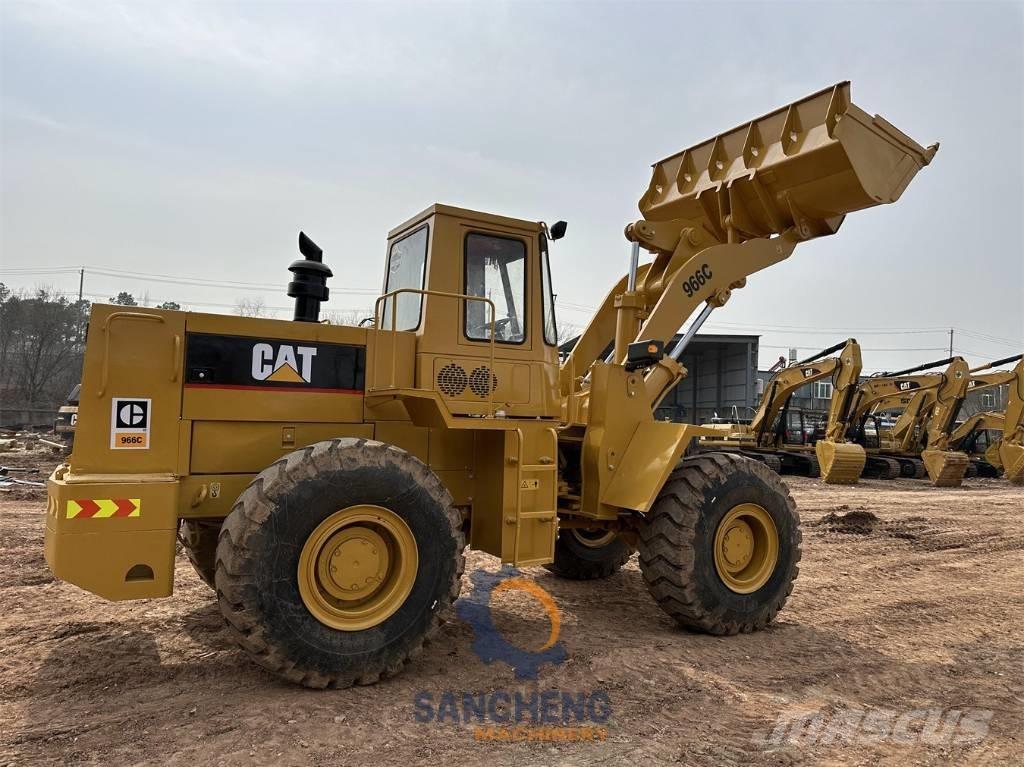 CAT 966C Wielladers