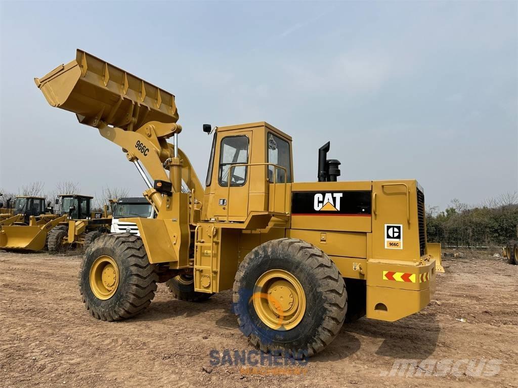 CAT 966C Wielladers