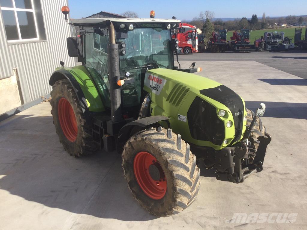 CLAAS ARION 620 Tractoren