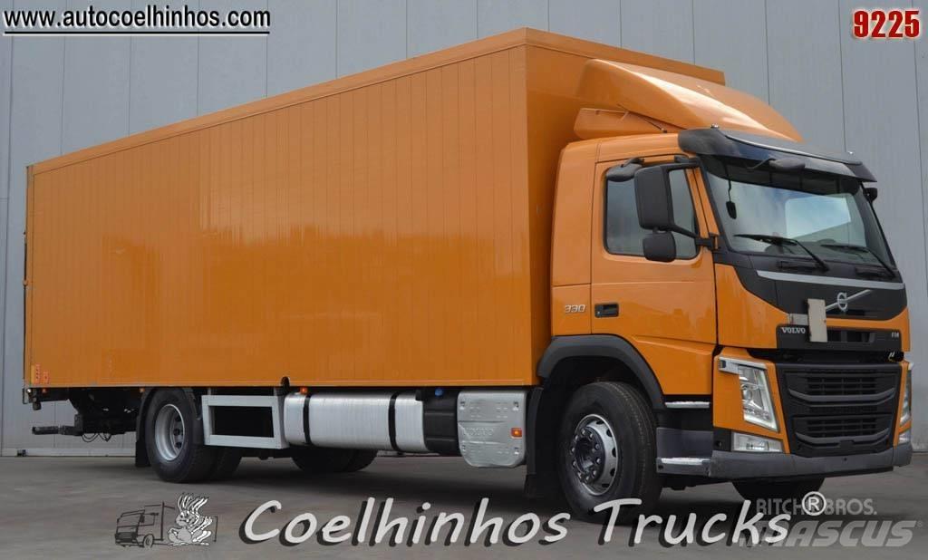 Volvo FM 330 Bakwagens met gesloten opbouw