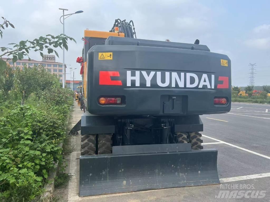 Hyundai 210WVS Wielgraafmachines