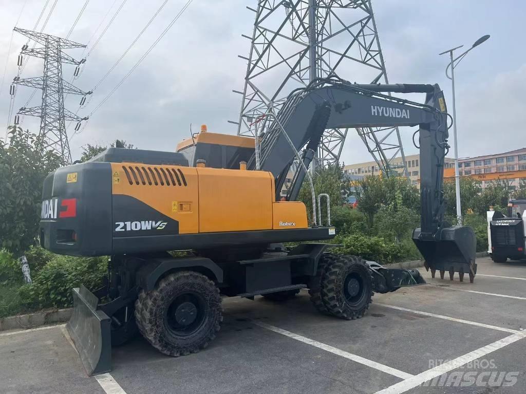 Hyundai 210WVS Wielgraafmachines
