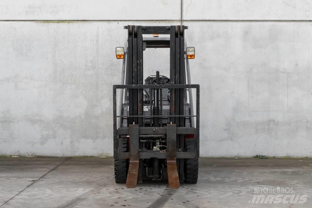 Manitou MI 25 D Diesel heftrucks