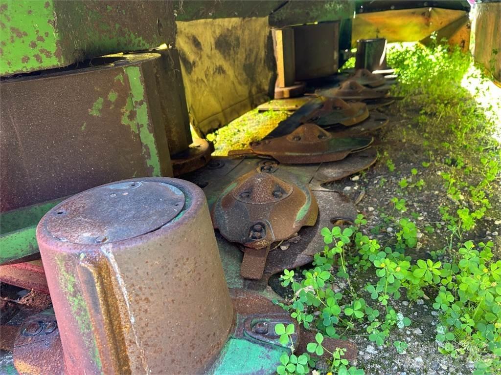 Krone EasyCut 32 P Maaikneuzers