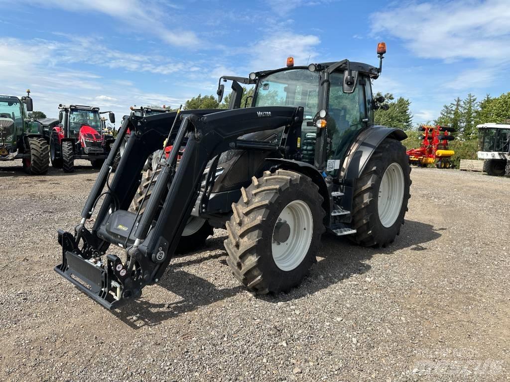 Valtra G 135 A Tractoren
