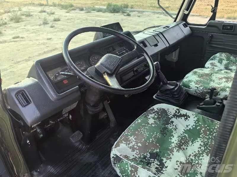 Dongfeng 375 Water tankwagens